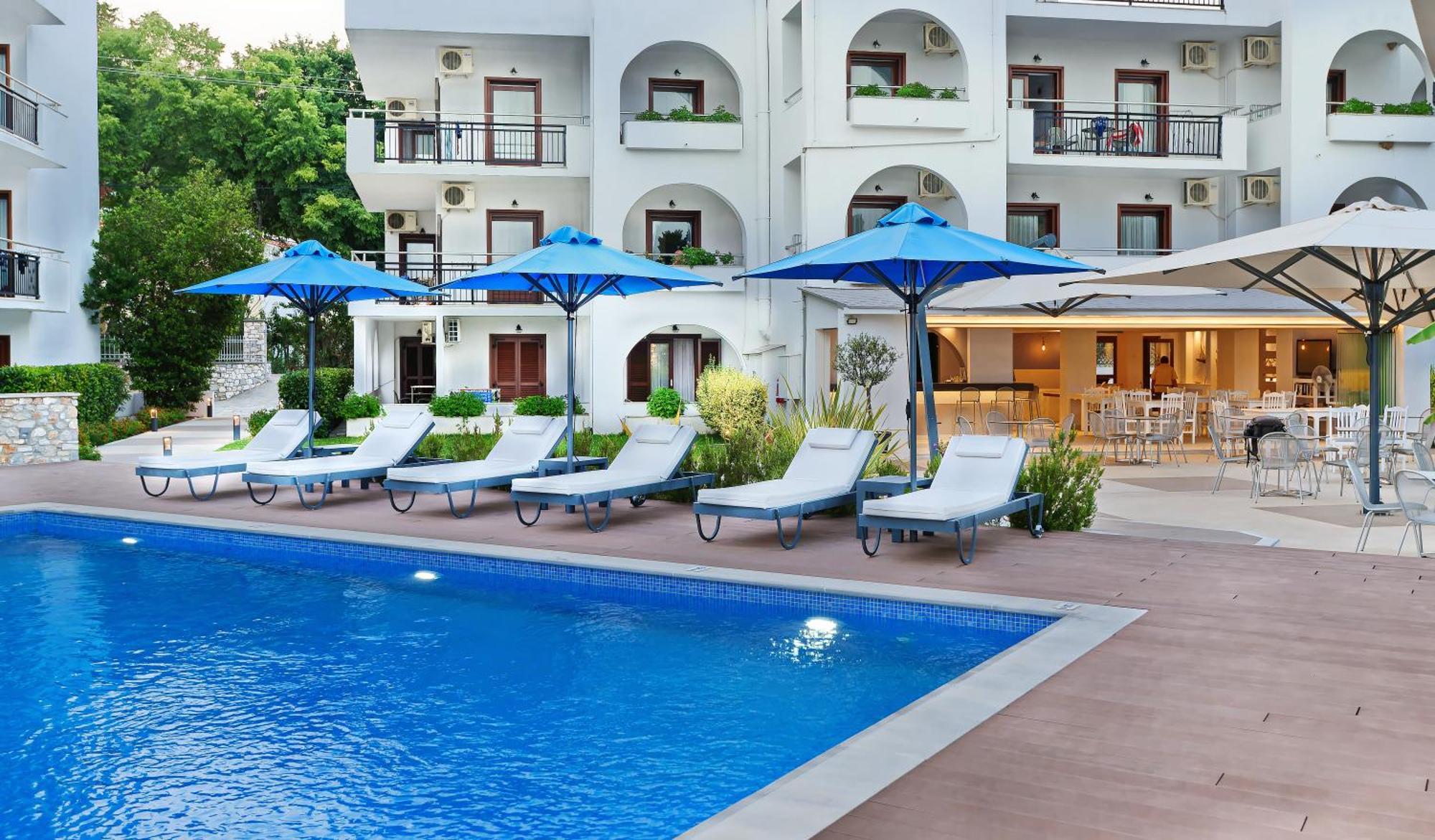 Hotel Korali Troulos Buitenkant foto